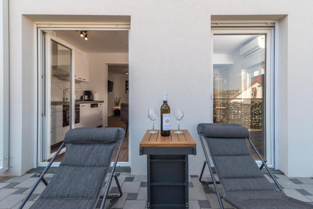 Delux Apartment Eva Trogir Exterior foto