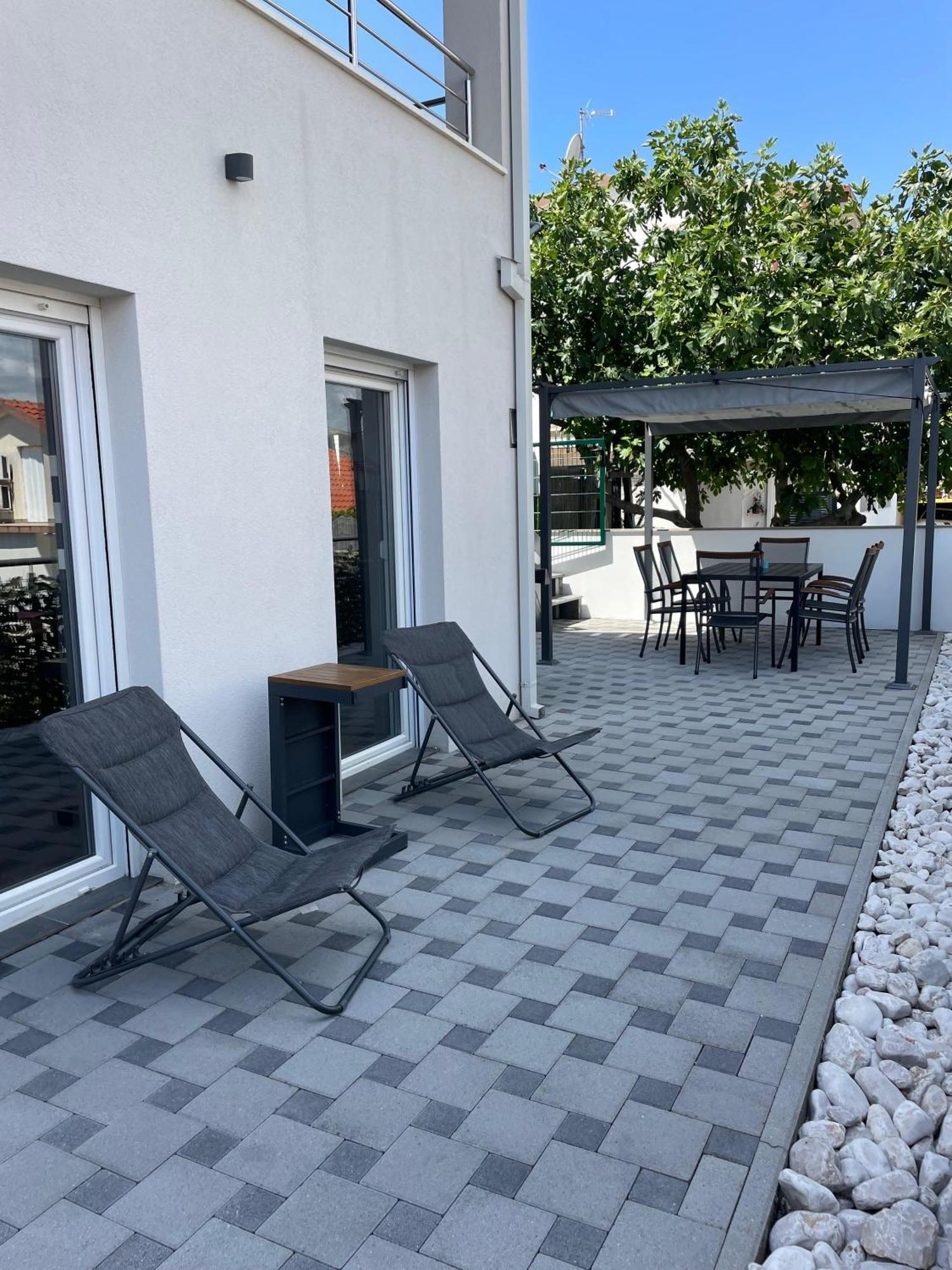 Delux Apartment Eva Trogir Exterior foto